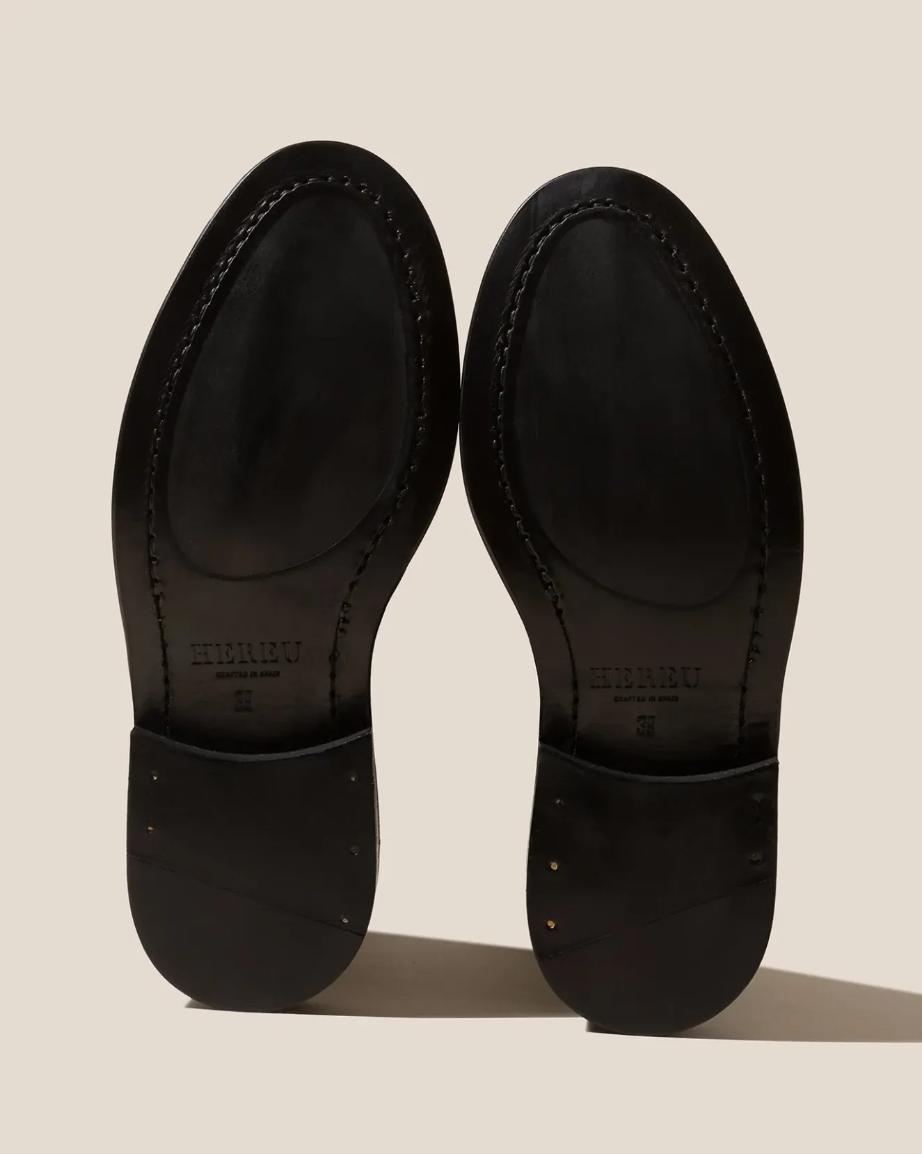 Anella>Hereu Studio Online