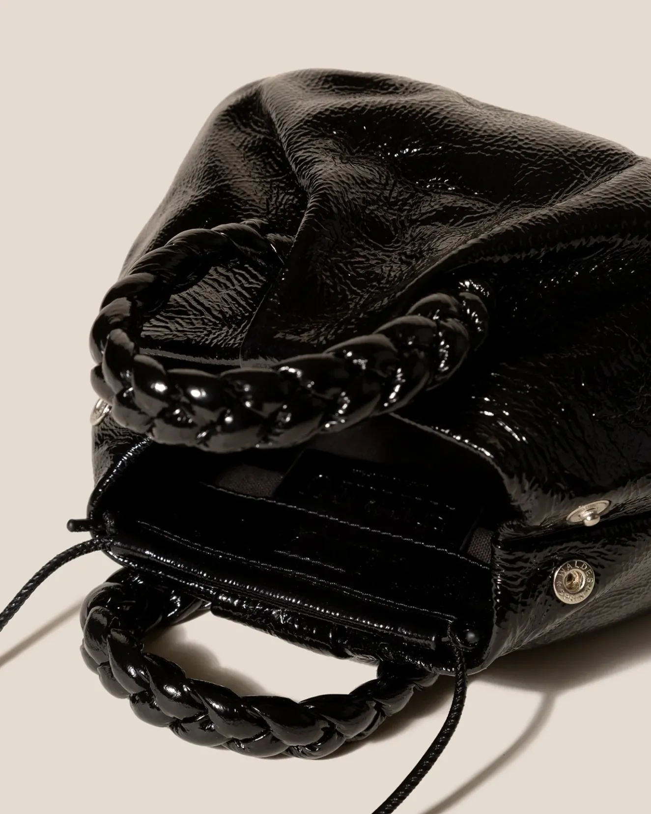 Bombon Crinkled Glossy>Hereu Studio Hot