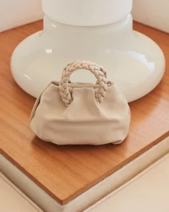 Bombon M><noscript><img width=