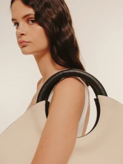 Cabassa Canvas><noscript><img width=