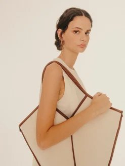 Calella><noscript><img width=