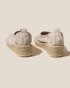 Caprala><noscript><img width=