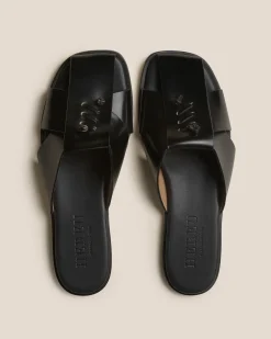 Corema><noscript><img width=