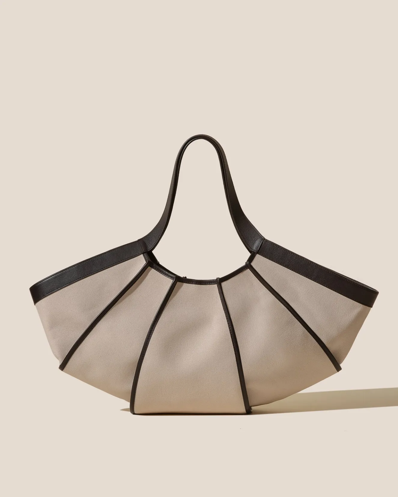 Delta>Hereu Studio Shop