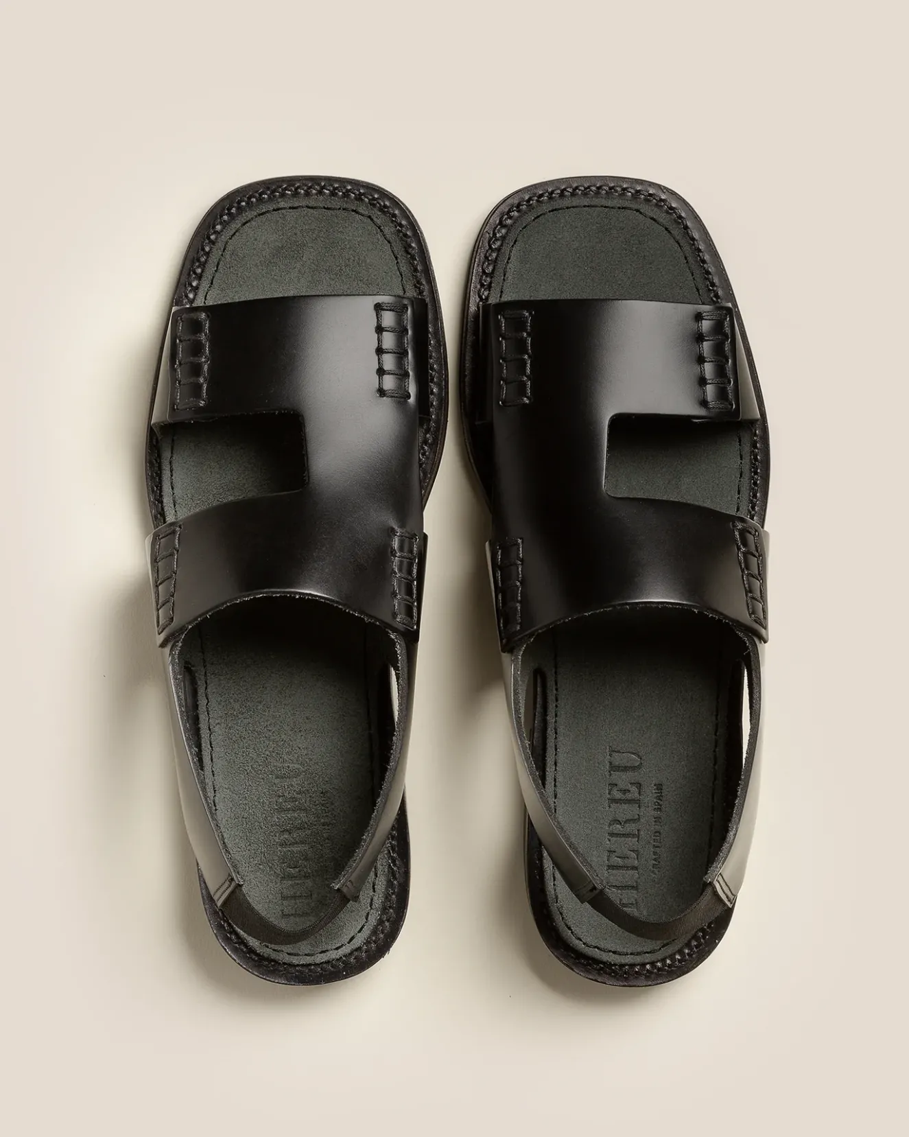 Llaut Square>Hereu Studio Shop