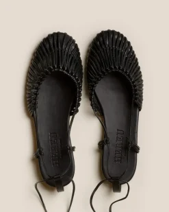 Mantera><noscript><img width=