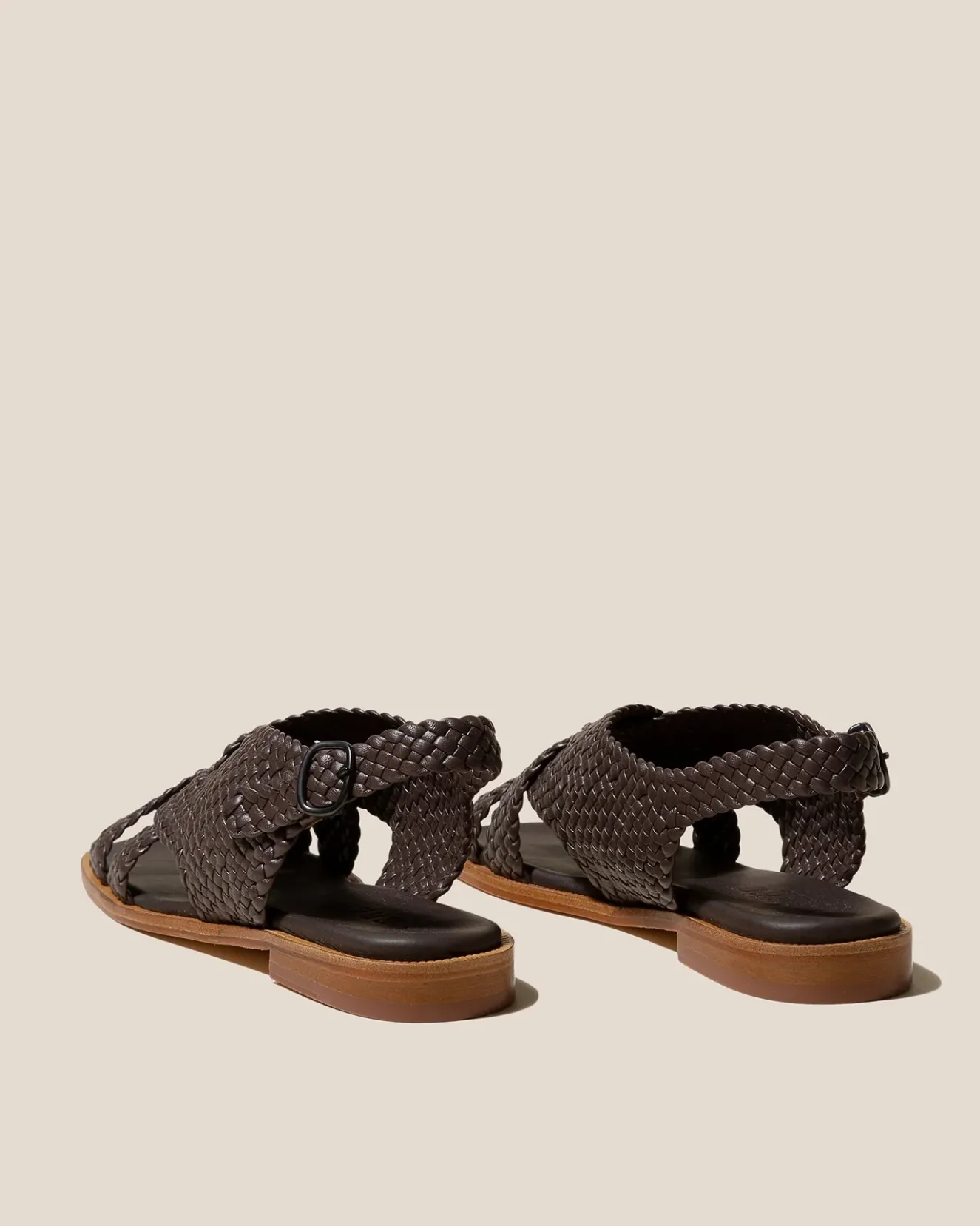 Penyo>Hereu Studio Discount