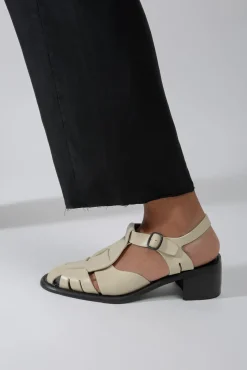 Pesca Heeled><noscript><img width=