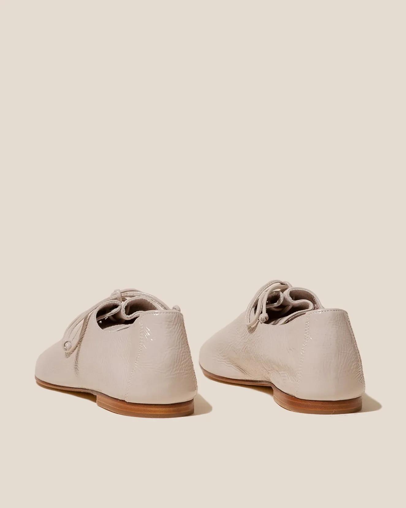 Plegada Crinkled Glossy>Hereu Studio Online