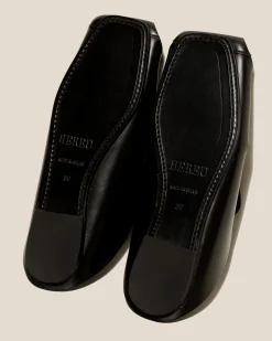 Rivera><noscript><img width=