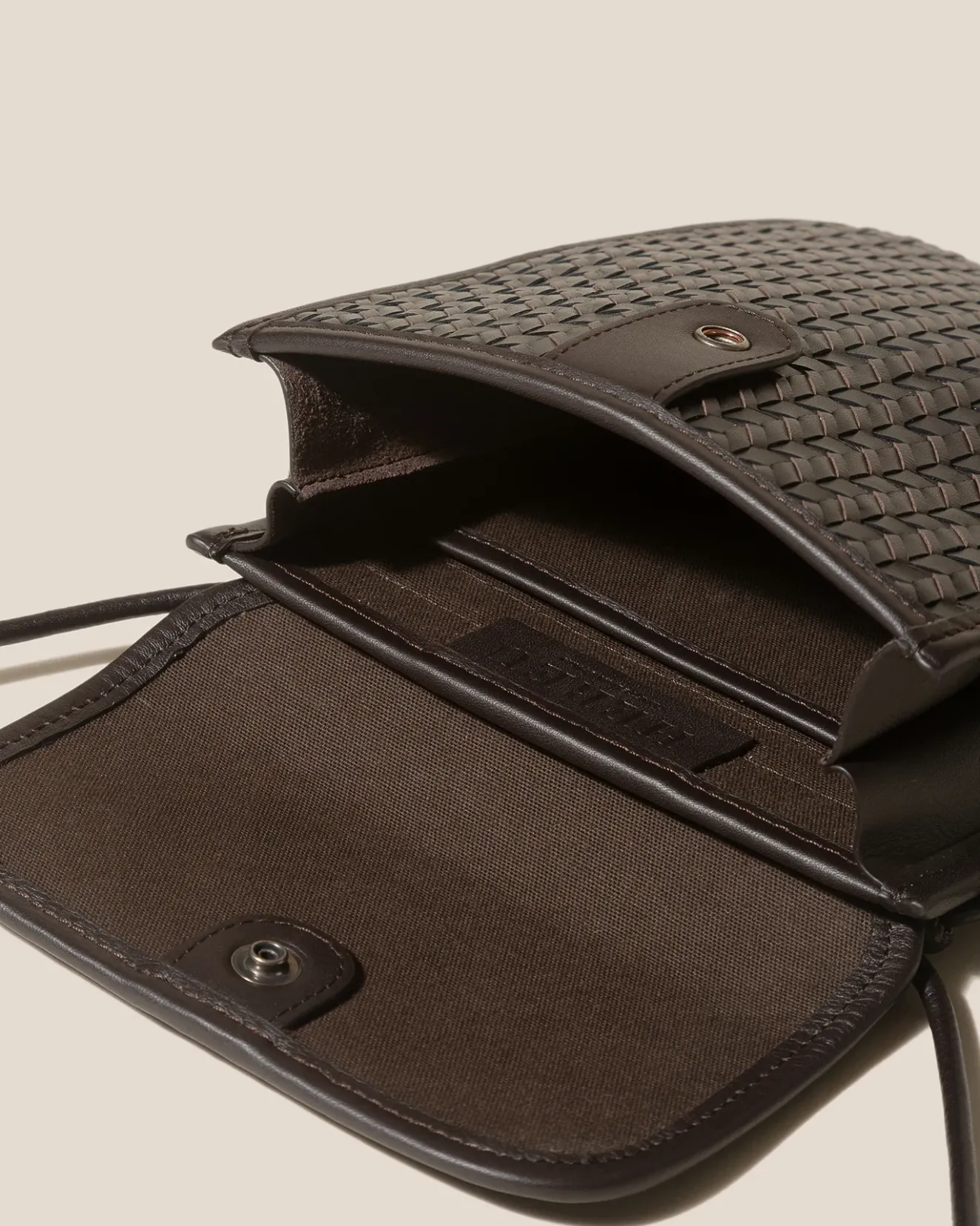 Terra Woven>Hereu Studio Online