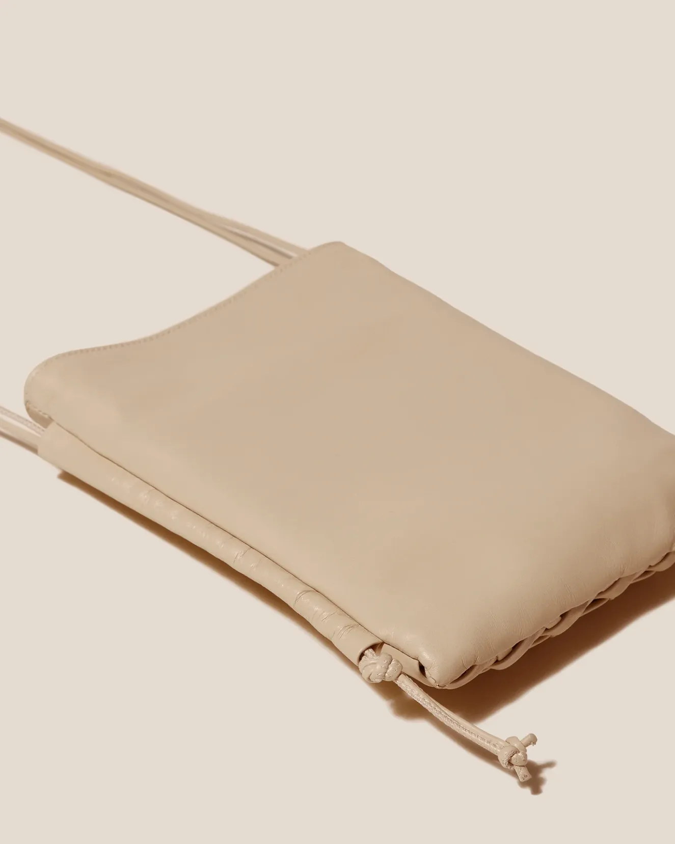 Trena>Hereu Studio Hot